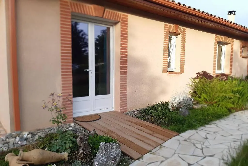 Studio T1 Paisible Dans Villa Avec Bassin Naturel Saint-Pierre-de-Lages