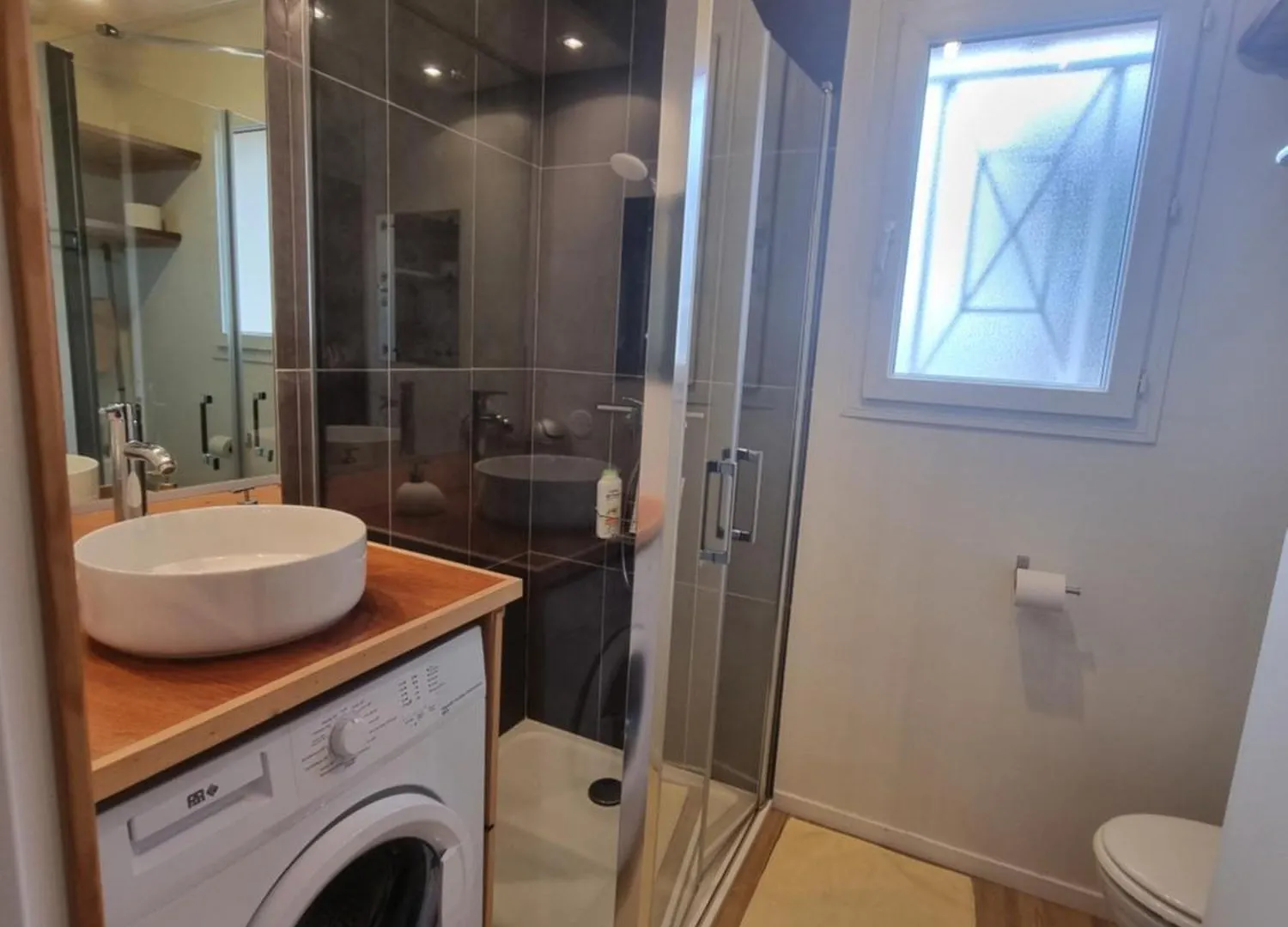 Studio T1 Paisible Dans Villa Avec Bassin Naturel Saint-Pierre-de-Lages フランス