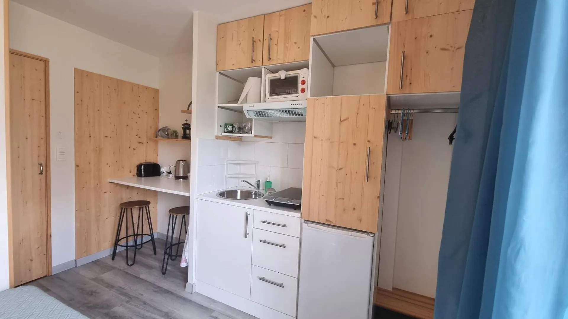 アパート Studio T1 Paisible Dans Villa Avec Bassin Naturel Saint-Pierre-de-Lages